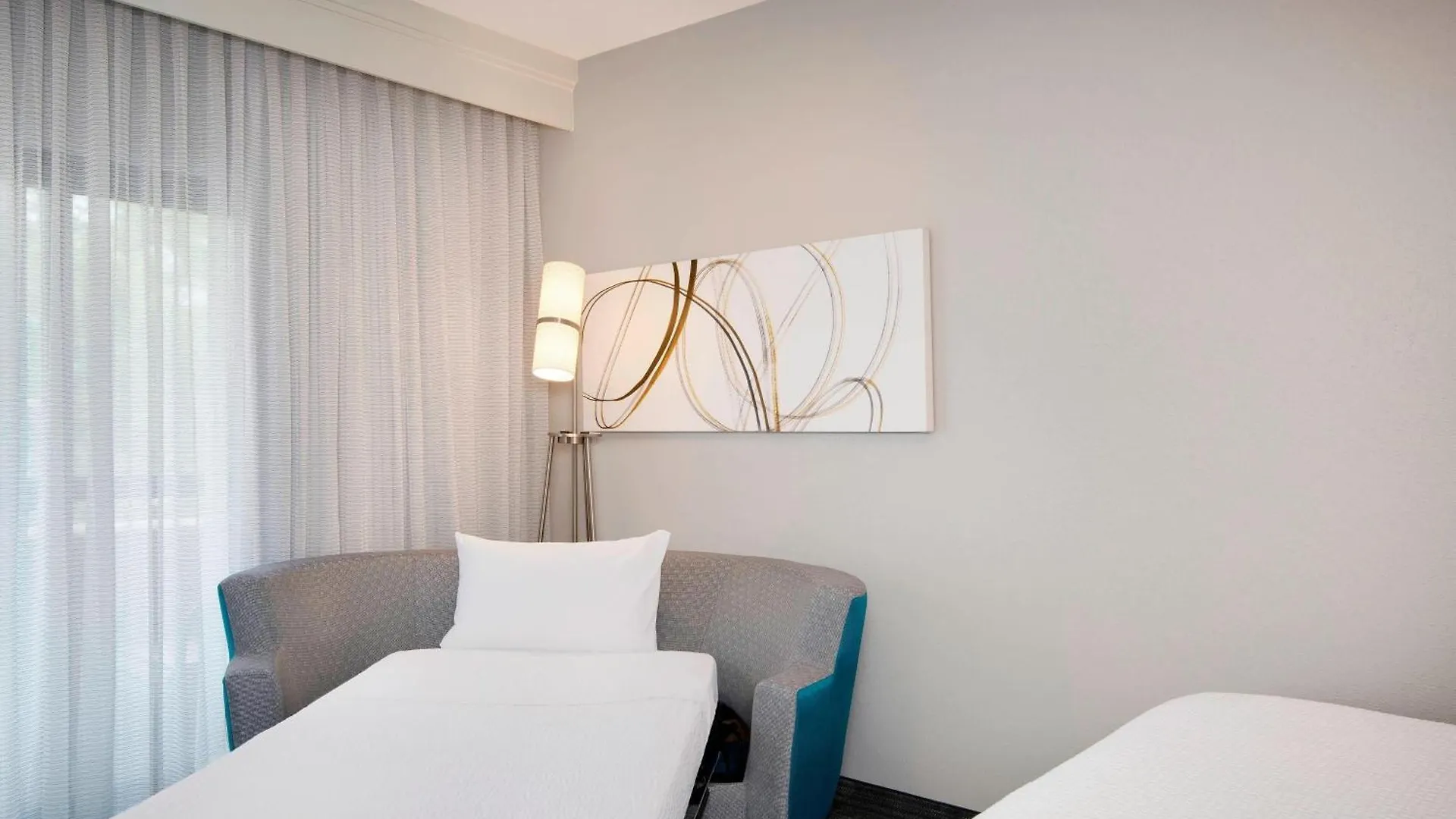 Courtyard By Marriott Savannah Midtown United States